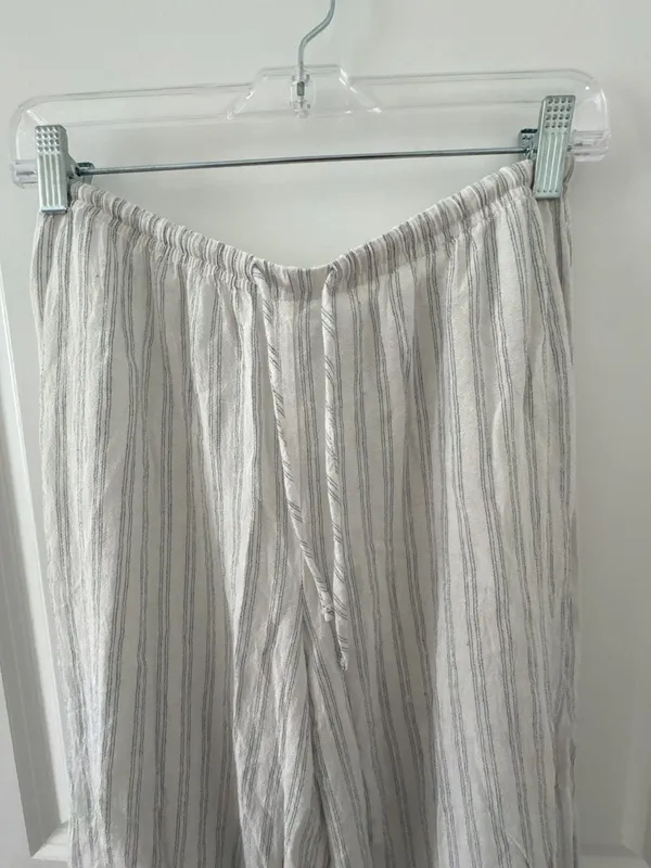 Your Favorite by PacSun White and Blue Striped Wide Leg Pants inseam 27’ - Image 2