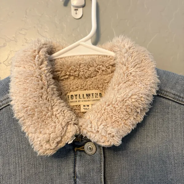 Idyllwind women's Edgewood sherpa lined jacket size medium - Image 4