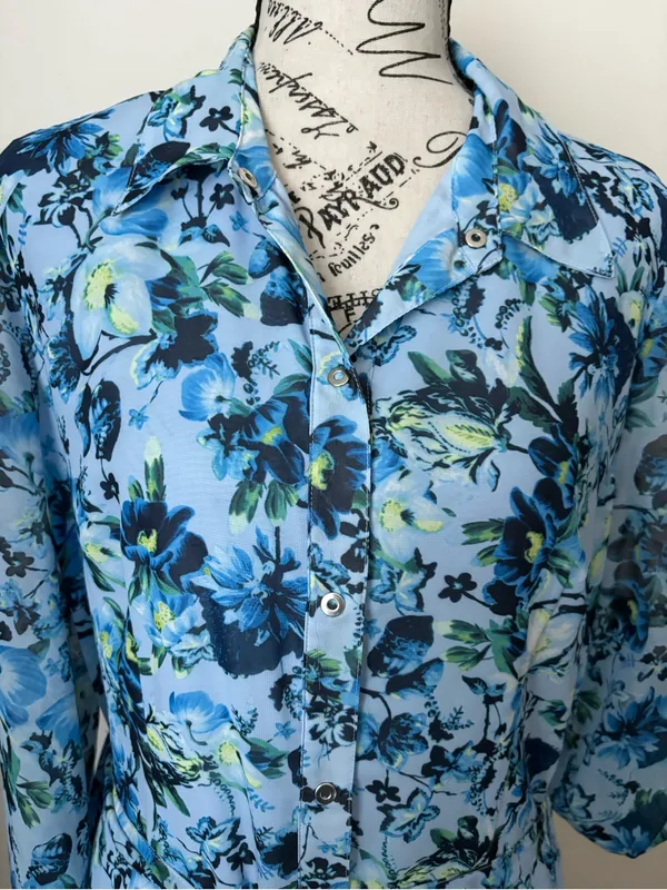 Tahari Light Blue Floral Button-Front Long Sleeve Midi Dress - Image 2