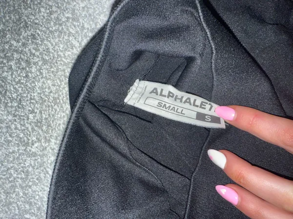 Alphalete Leggings - Image 3
