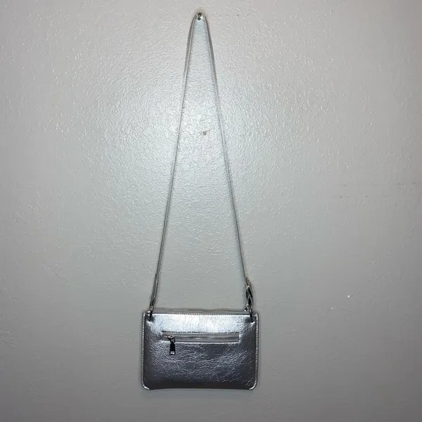 Lili Sidonio x Molly Bracken Metallic Silver‎ Crossbody Bag - Image 4