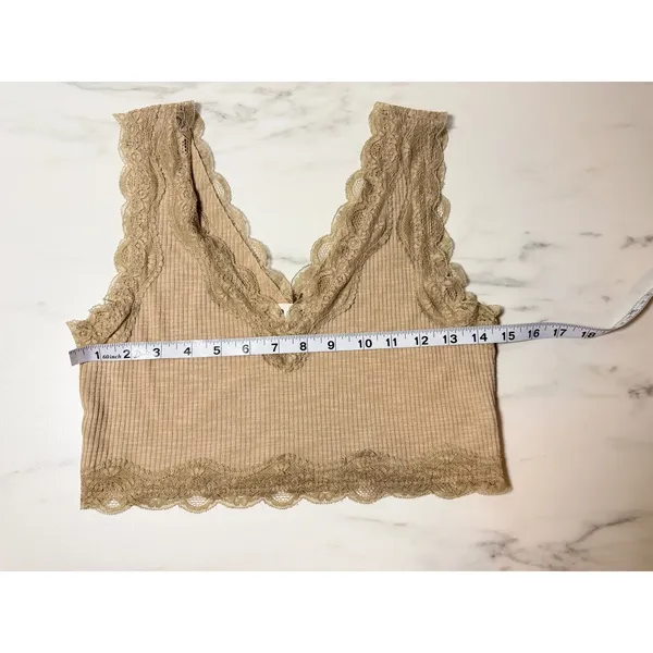 POL Ribbed Lace Trim V-Neck Crop Cami Tank Top Tan YKT1148 Small - Image 6