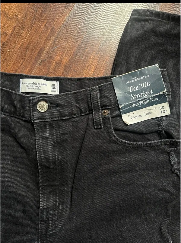 Abercrombie and fitch jeans - Image 2