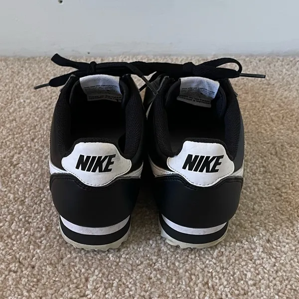Nike Classic Cortez Black White 807471-010 Women’s Size 7 - Image 4