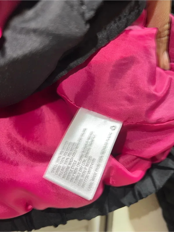 Wild Fable XS/S Black Puffer Jacket with Pink Lining cropped - Image 4
