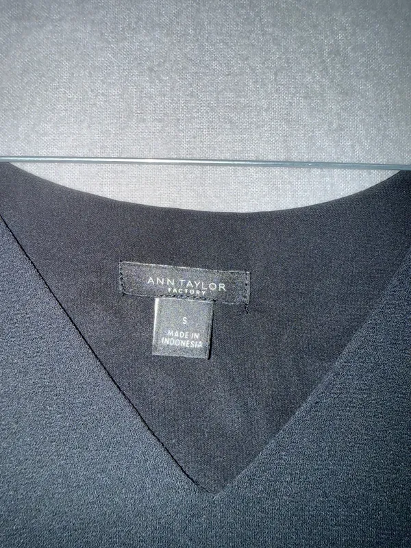 Ann Taylor dress shirt - Image 2