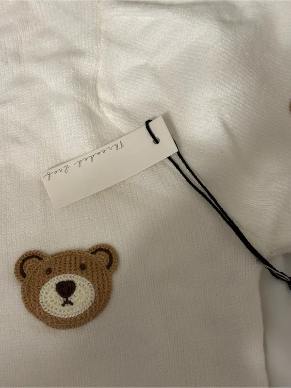 Threaded Leaf Teddy Bear Applique Knit Cardigan White NWT XL - Image 4