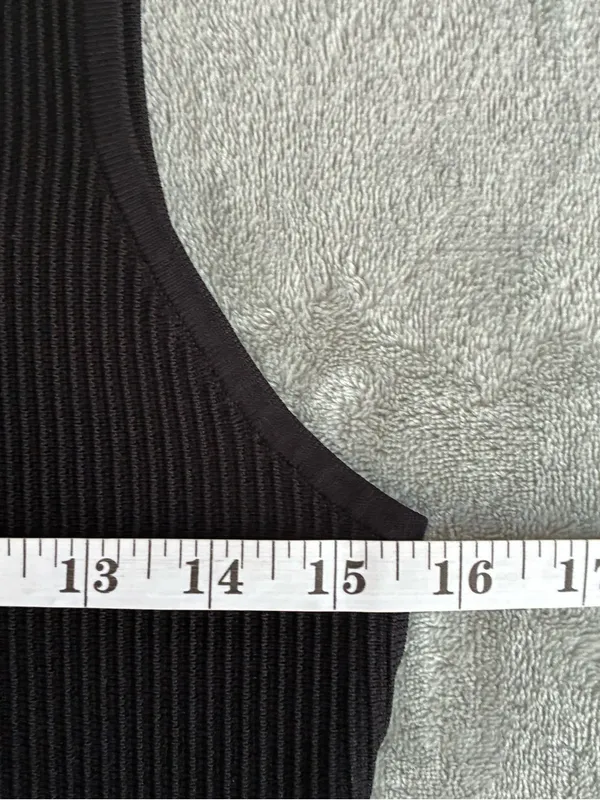 Aritzia Babaton sculpt Black Ribbed V-Neck Tank Top minimalist streetwear L - Image 7