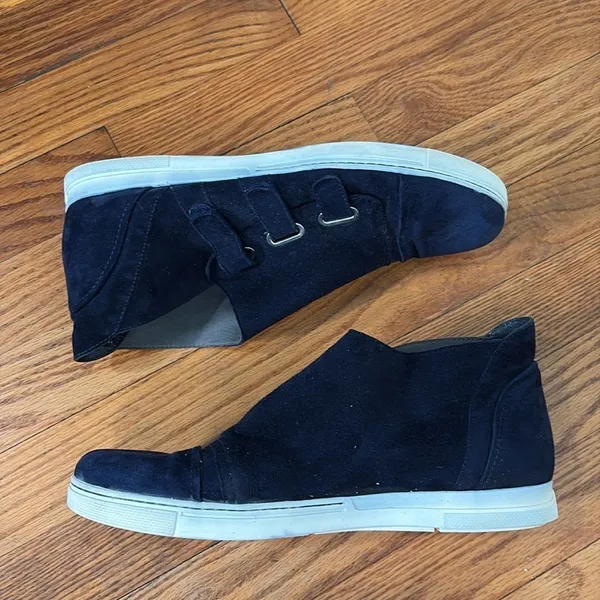Stuart Weitzman Navy Blue Suede Triple‎ Strap Sneakers Women's 9.5 M 73188 - Image 7