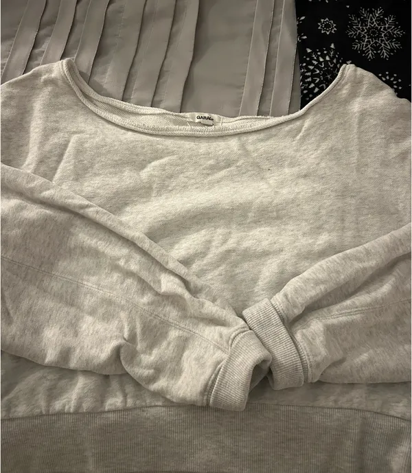 Garage Off-The-Shoulder Sweatshirt - Image 2