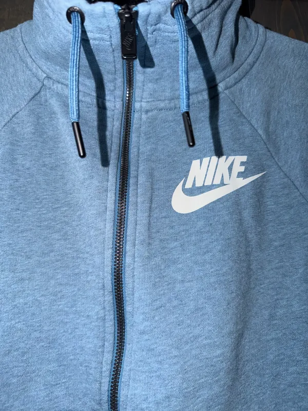Nike Quarter-Zip Pullover - Image 3