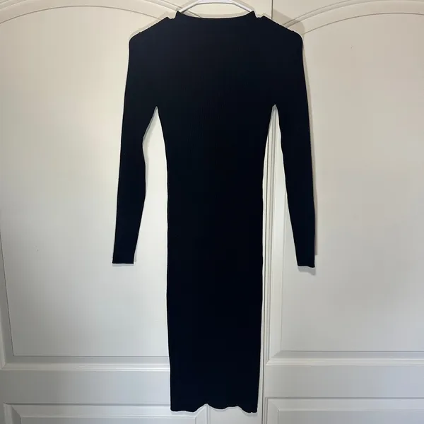 Aritzia Wilfred Townfolk Dress Crewneck Midi Sweater Dress Womens‎ Small Black - Image 5