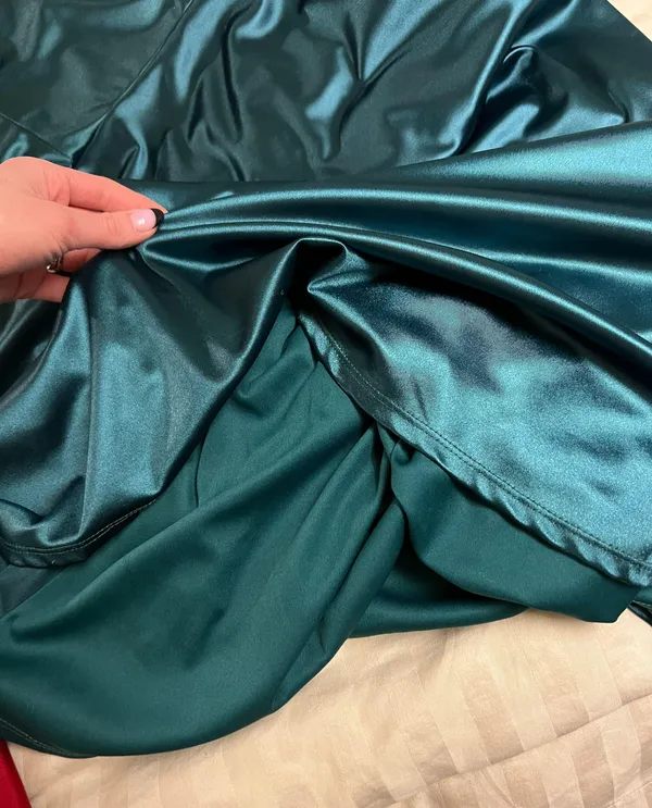 Emerald Green Strapless Prom Dress Size 10 - Image 5