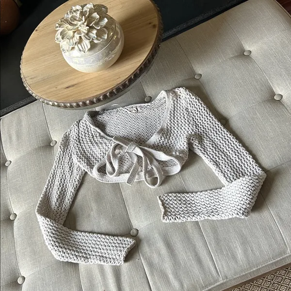 L.A Hearts Creme Knit Bolero Front Tie Sweater Size XS - Image 2