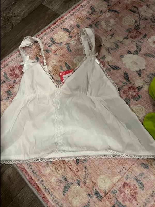 NWT Edikted‎ small white tank top - Image 2