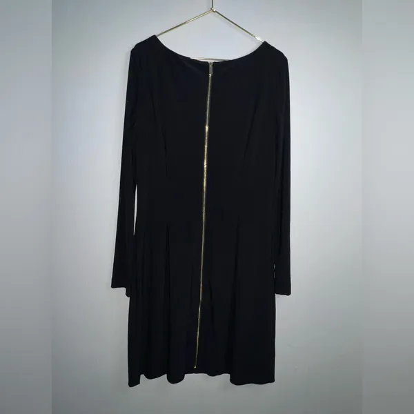 Vince Camuto Black Long-Sleeve Dress with Gold Neck‎ Bar - Image 4