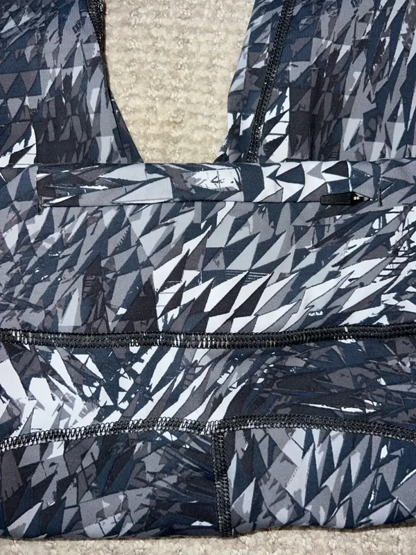 Nike Capri Pants Dri-Fit - Image 6