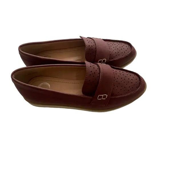 Journee Collection Women's Size 7 Red Faux Leather Slip On Loafer‎ Flat Shoes - Image 2