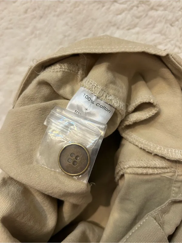 Princess Polly khaki cream cargo mini skirt woman’s size 2 - Image 5