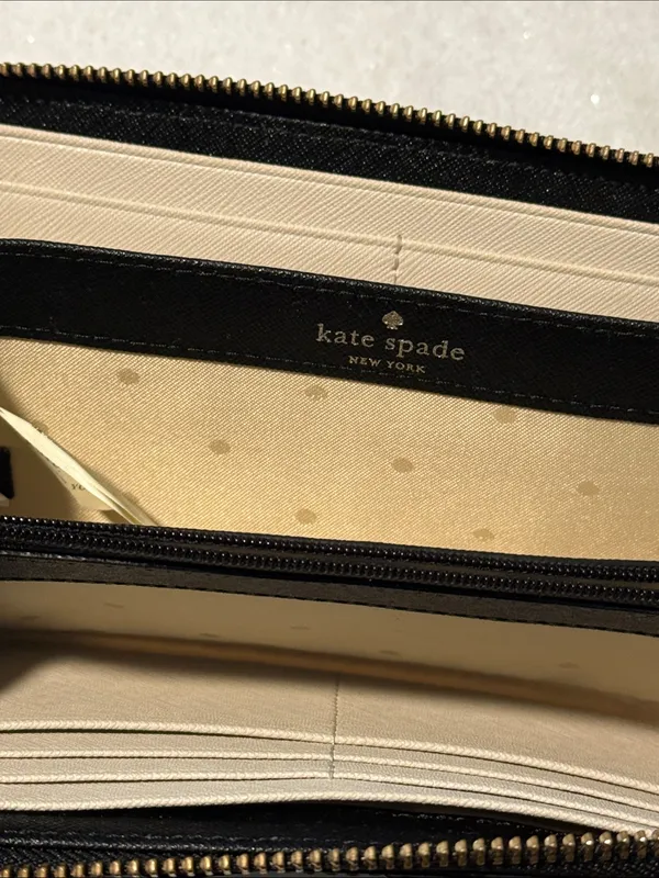 Kate Spade Hazel Court Legacy Beige and Black Bow Zip-Around Wallet - Image 6