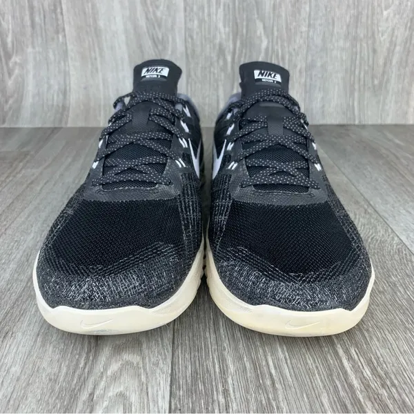 womens black white Nike Metcon 3 gym training Athletic shoes size 9 - Image 3