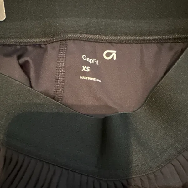 GapFit Women's Pleated Skort Size XS Black - Image 3