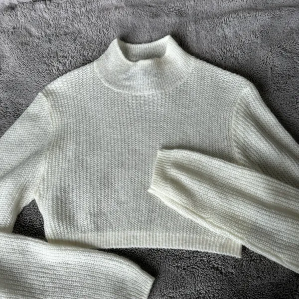 Cropped Sweater - Image 2