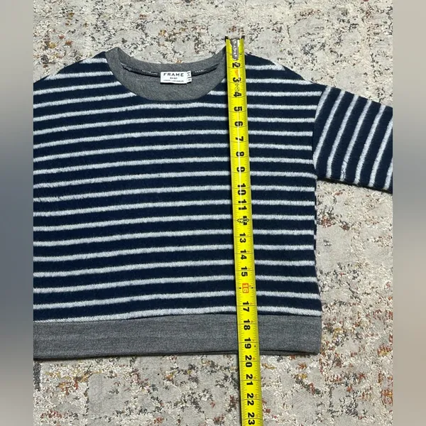 FRAME short sleeve cropped striped sweater size XS - Image 5