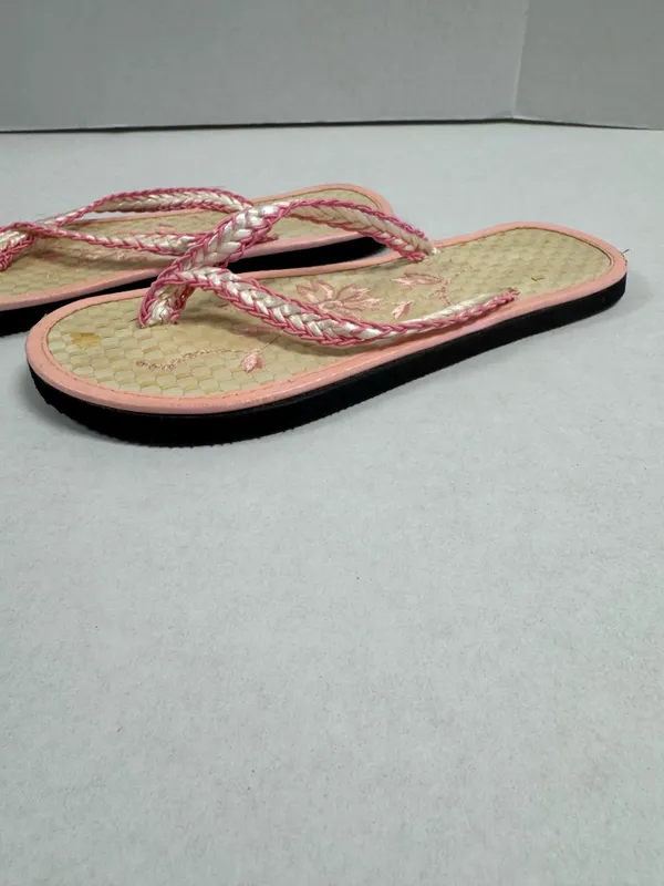 Beautiful Bamboo Seagrass Footbed‎ Flip Flop - Size 7.5. - Image 8