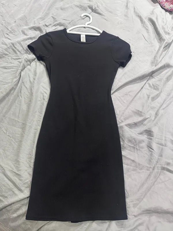 Alo yoga Goddess Ribbed Short Sleeve Dress size xs Color black - Image 5