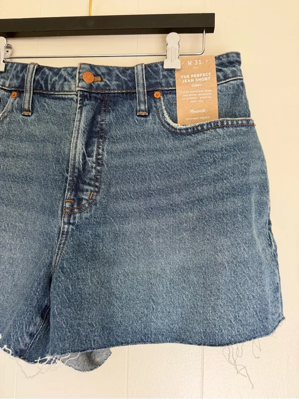 NWT MADEWELL Perfect Jean Shorts Women Curvy Raw Hem Stretch Size 31 - Image 4