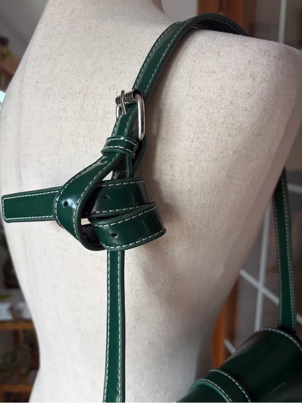 Urban Outfitters Green Indie Shiny Faux Leather Y2K Shoulder Bagette Preppy‎ - Image 6