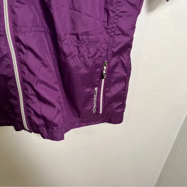Storm Pack Women's Size Medium Short Sleeve Windbreaker Jacket Purple Zip‎ Front - Image 4