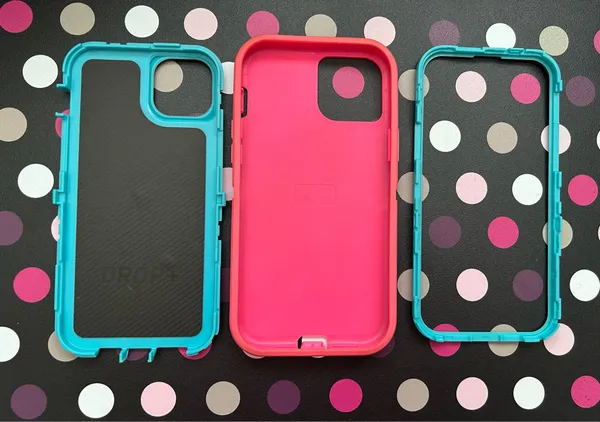 iPhone 14 Plus Otterbox Defender Phone Case - Image 5