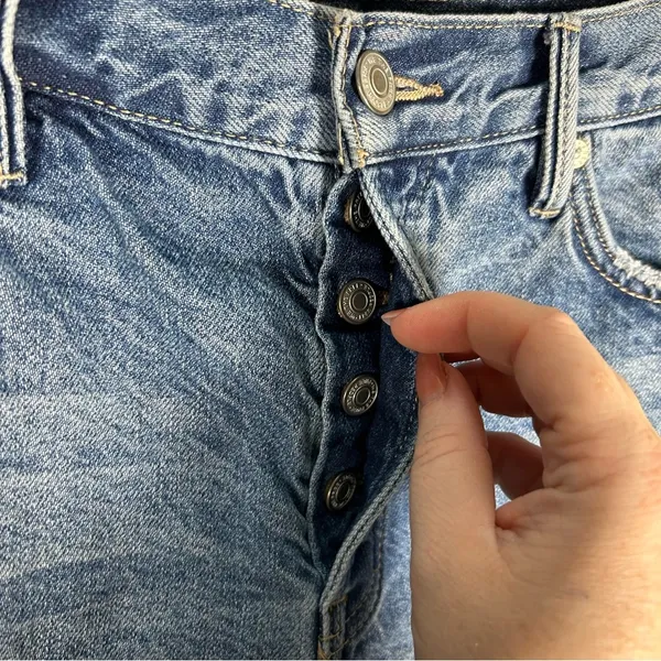 Free People We The Free Denim Cut Pff Mini Distressed Shorts Size 28 - Image 4