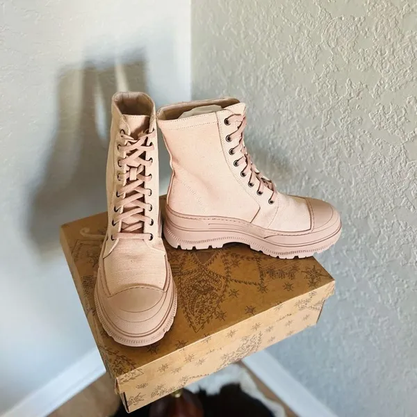 FREE‎ PEOPLE Camp Out Canvas Combat Boot, Natural, Tan/Pink, Size 8, NWT - Image 12