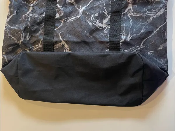 Thirty One Cinch Utility Tote Black Midnight Marble Reusable Double Strap - Image 7