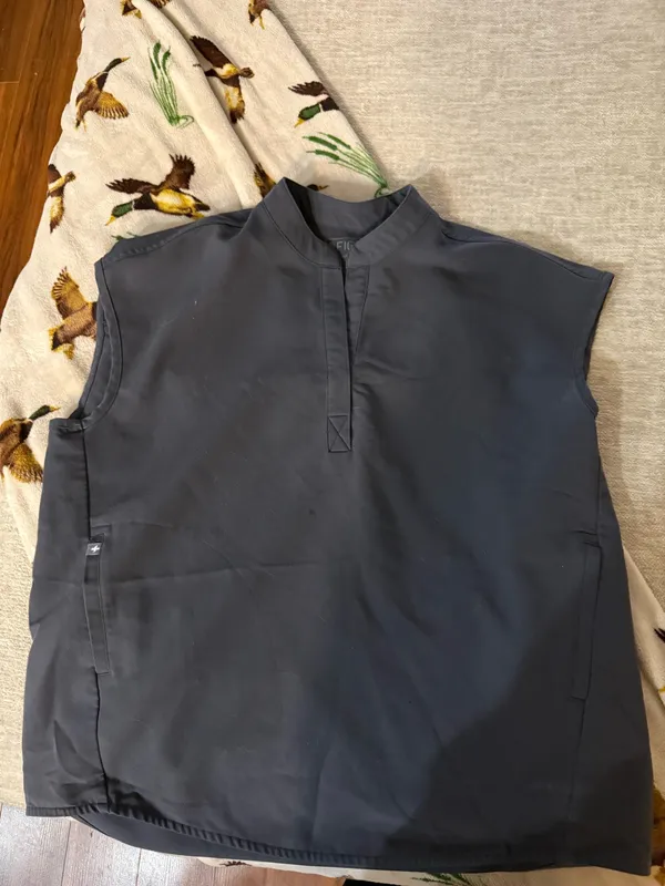 FIGS Scrubs Set - Image 2