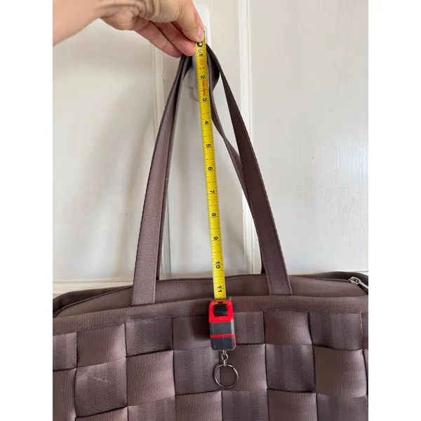 Harvey's original large‎ taupe seatbelt bag - Image 13