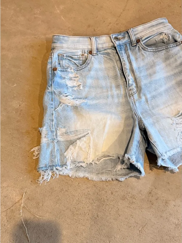 American Eagle Outfitters Light Blue Distressed Denim Cutoff Shorts - Image 3
