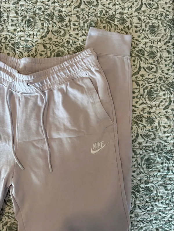 Nike Jogger Sweatpants - Image 4