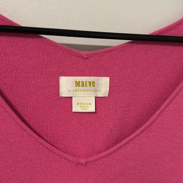 Maeve by Anthropologie Barbie Pink V Neck Soft Cozy Sweater Fall Winter Size M - Image 2