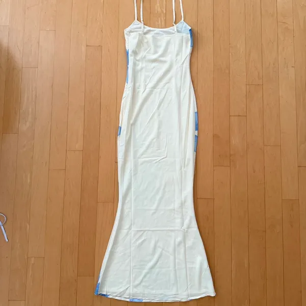 Princess Polly katrine baby yellow maxi dress with blue floral - Image 3