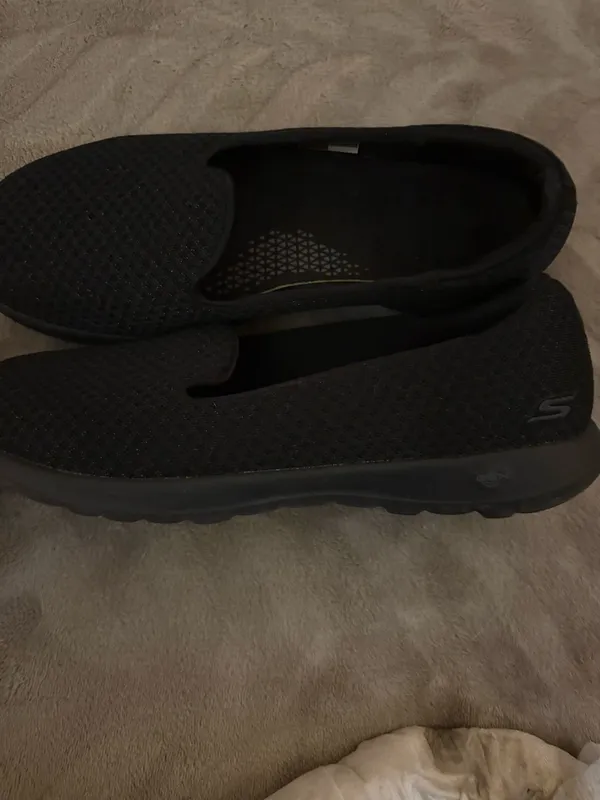 Women’s Black Casual Knit Slip-on Skechers 8 - Image 3