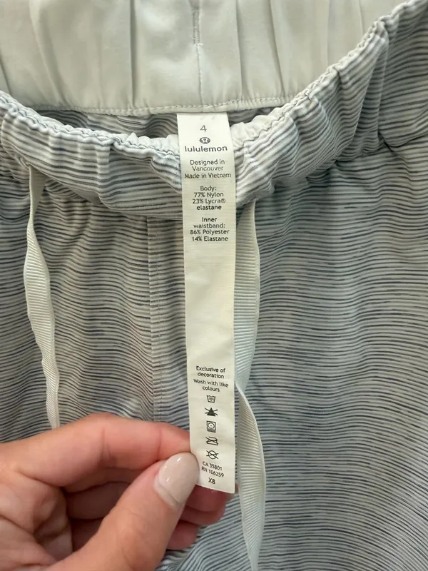 Lululemon Athletic Shorts Size 4 Gray Heathered Drawstring - Image 3