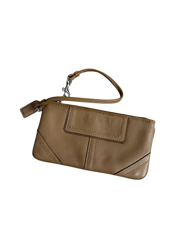 COACH Vintage Tan Beige Leather Wristlet Clutch - Image 10