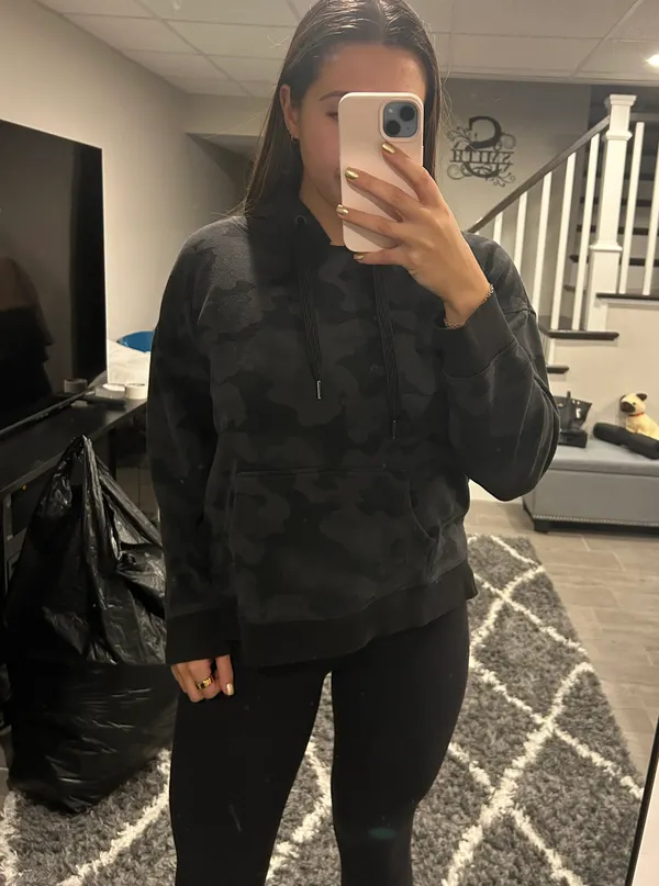 Calvin Klein Black Camo Cropped Hoodie - Image 4