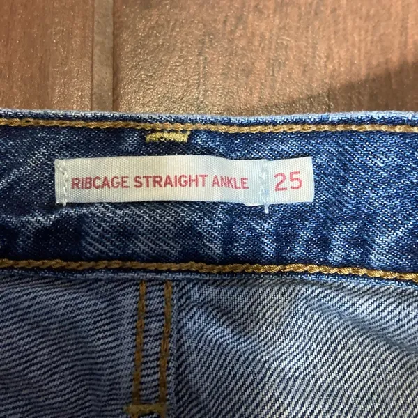 Levi’s Ribcage Straight Ankle Distressed Denim Jeans - Image 3