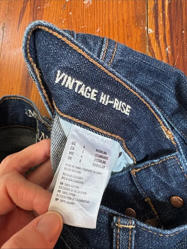 American Eagle Outfitters Dark Indigo Relaxed Vintage Hi-Rise Jeans Size 4 - Image 3
