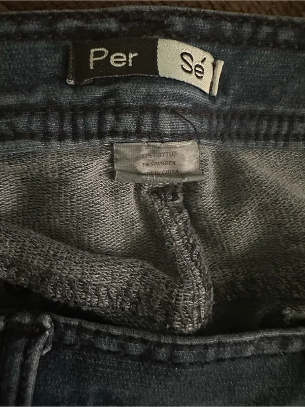 Per Se Dark Blue Denim Jeans with Pink and Purple Airbrush - Image 3